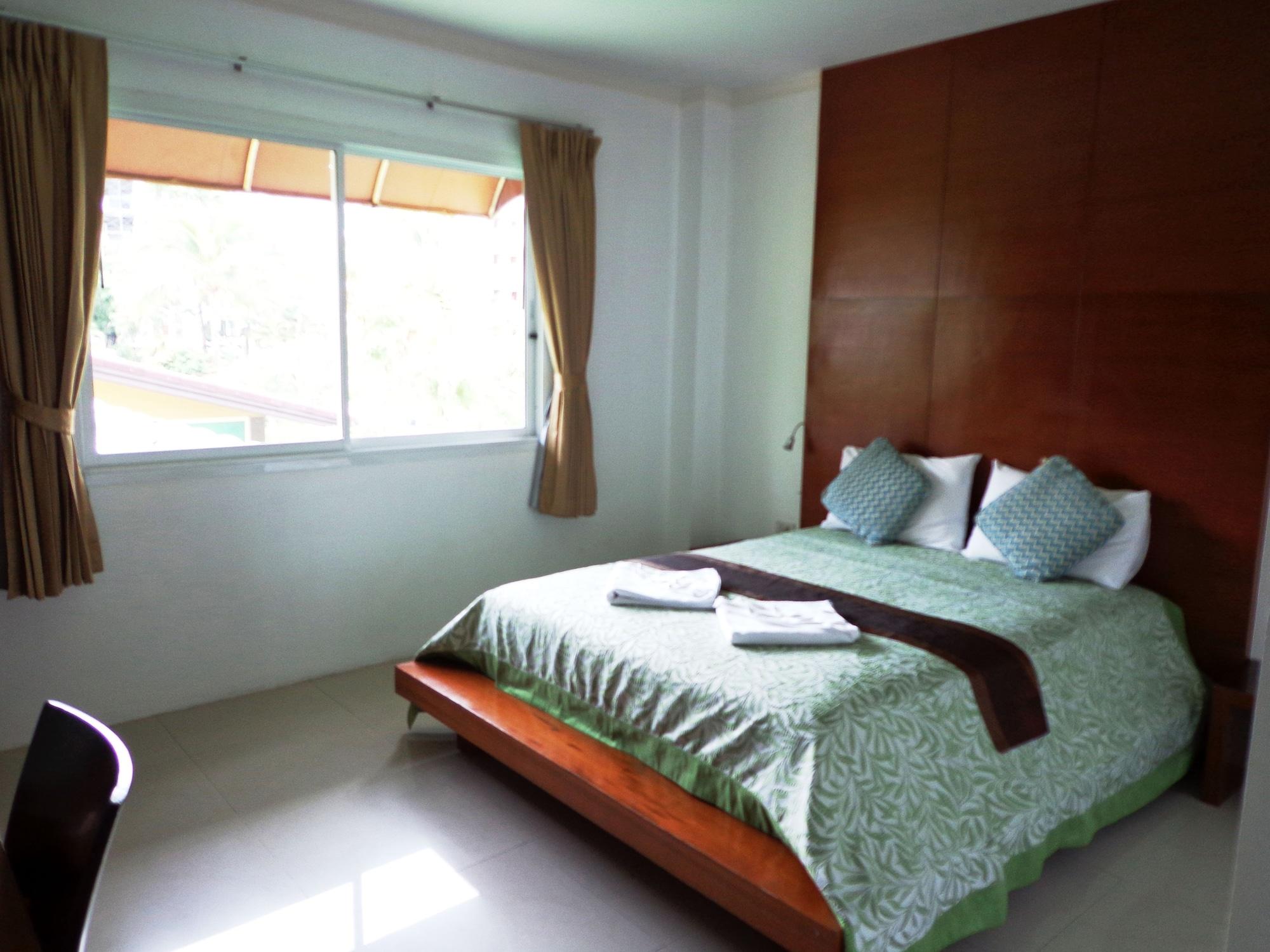 Sukcheewa Residence Phuket Patong Exteriör bild