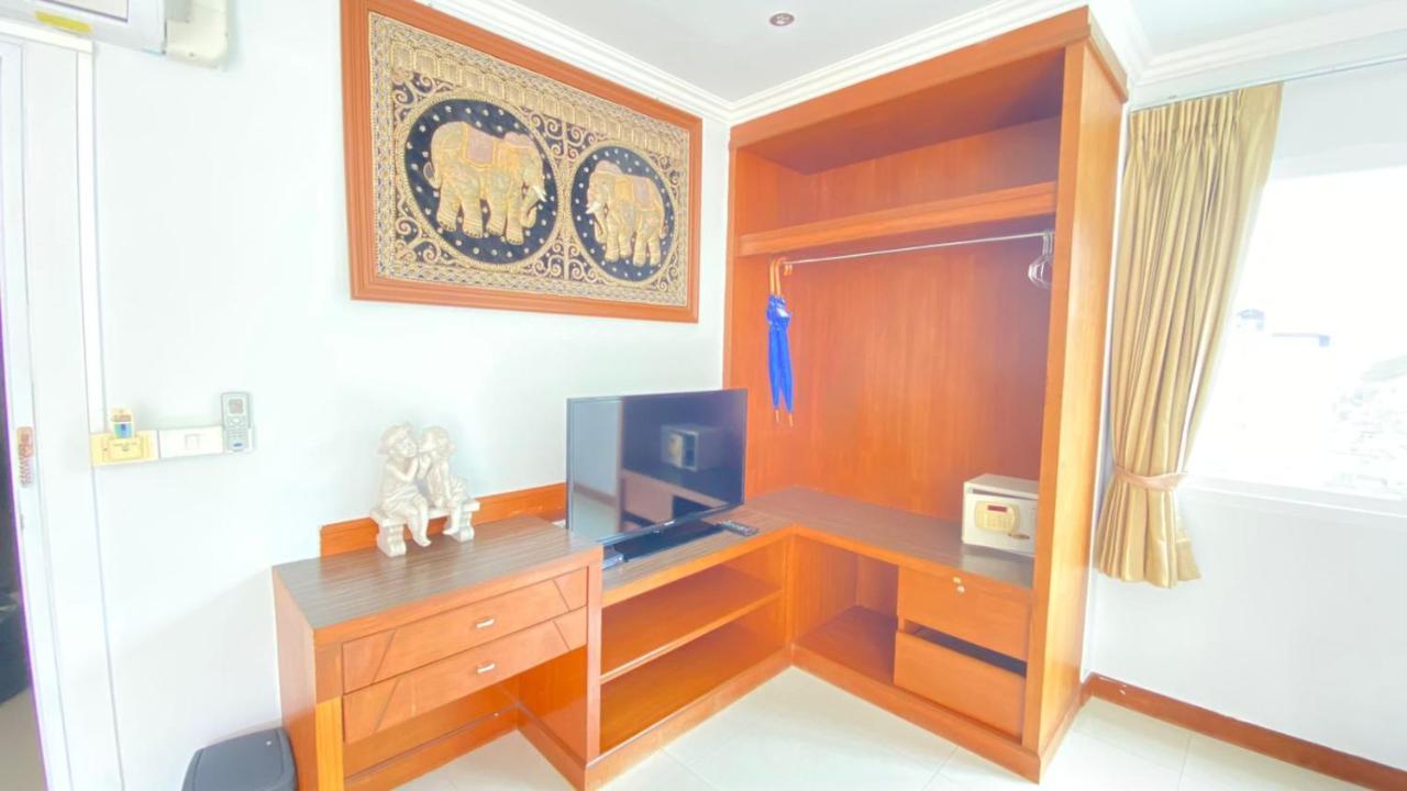 Sukcheewa Residence Phuket Patong Exteriör bild