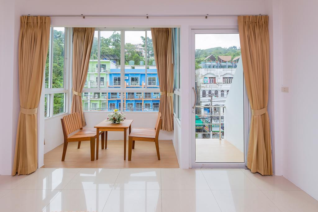 Sukcheewa Residence Phuket Patong Exteriör bild
